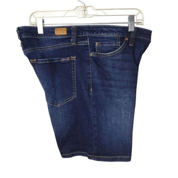 Seven7 Women's Jean Shorts 8 Weekend Denim Shorts Relaxed Size 8 NWOT - Picture 3 of 8